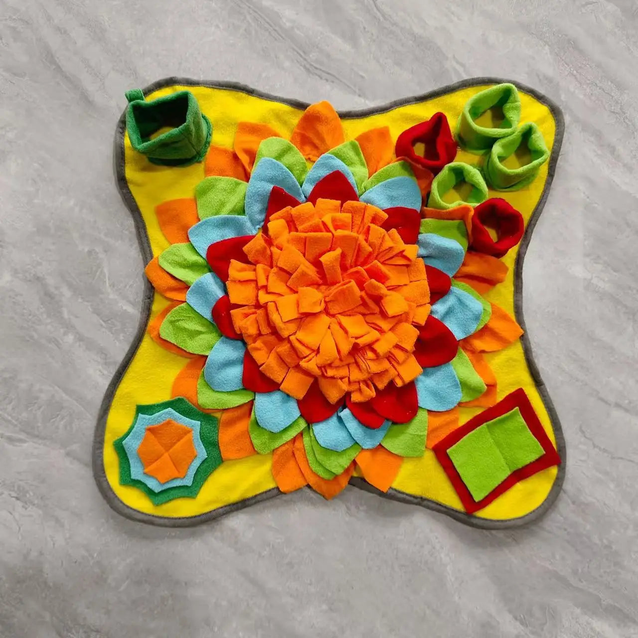 Pet Sniffing Training Mat Dogs Cats Educational Stress Relief Bite Resistant Slow Food Mat Pets Eco-Friendly Training Blanket